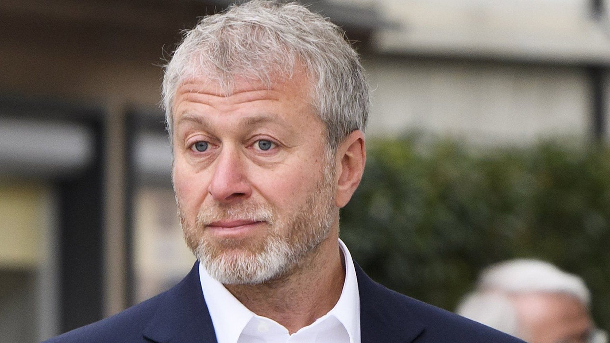 Российские миллиардеры пытаются добиться отмены санкций в судах ЕС. Уже поданы около 20 исков — Bloomberg